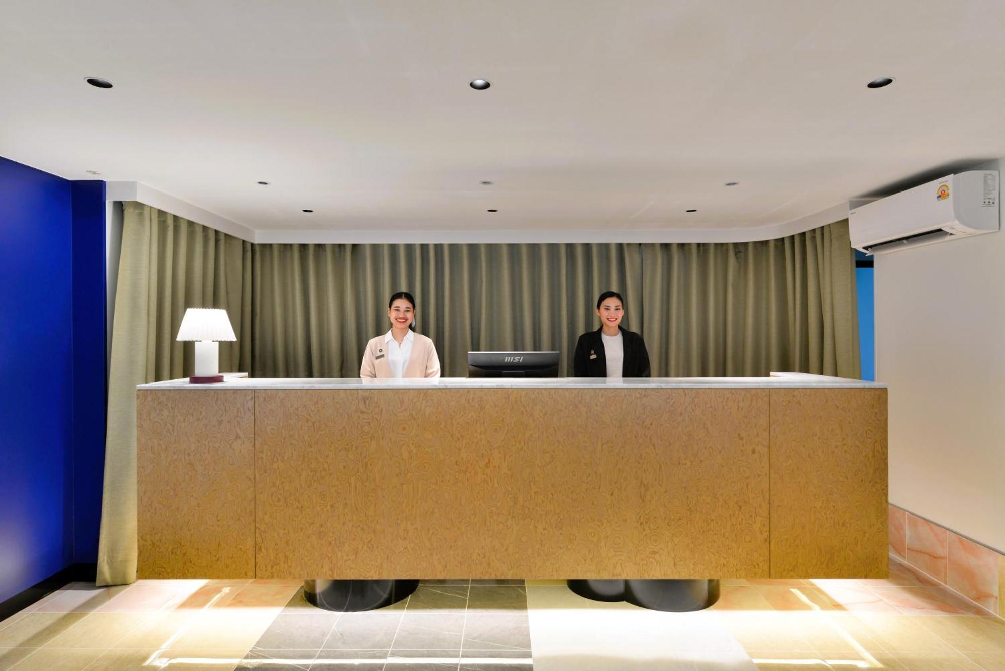 The Grass Serviced Suites Pattaya Esterno foto